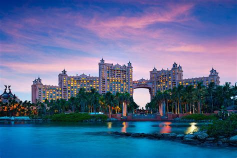 Atlantis Paradise Island .